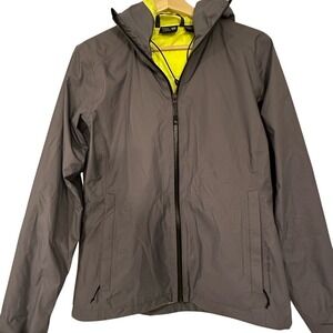 Mountain Hardwear‎ plum and Yellow Jacket size S